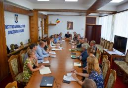 „Ziua de Curățenie Națională 2023” - Ședință de organizare la Prefectura Botoșani - FOTO