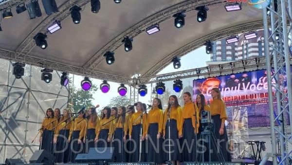 Explozie de talente la Zilele Municipiului Dorohoi 2023: Grupul Voces, Trupa Golden Band și Fanfara Armonia - FOTO