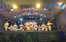 Tradiție și armonie: Ansamblul „Plăieșii” a încântat publicul dorohoian la Zilele Municipiului Dorohoi 2023 - FOTO