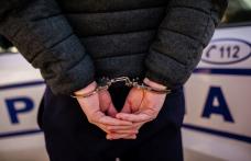 Italian reținut pentru 24 de ore de polițiștii botoșăneni pentru comportament agresiv și distrugere