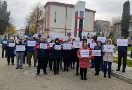 Protestul de la Spitalul Municipal Dorohoi a continuat și astăzi – FOTO