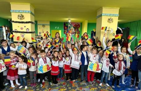 Mihai Viteazul și copiii, împreună de Ziua României - FOTO