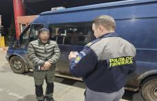 Conducător de microbuz prins de polițiștii de frontieră cu un permis fals. Acesta urmase o școală de șoferi online
