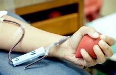 Mărire de patru ori a valorii tichetelor pentru donatorii de sânge. Zeci de persoane s-au prezentat la centrele de donare