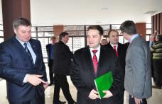 Oameni de afaceri din Dorohoi și Botoșani prezenți la o dezbatere organizată de senatorul Gheorghe Marcu