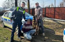 Câinele polițist și polițiștii de la transporturi au reușit să prindă, în timp record, doi tineri, care au tâlhărit un bătrân