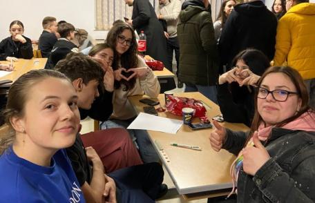 „Tinerii din Dorohoi susțin activitățile Pro-viață” - Parteneriat Pro-Vita – A.T.O.R Dorohoi în cadrul Proiectului „Luna pentru viață” 2024