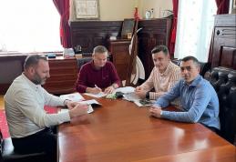 Investiție pentru un mediu mai curat! Primăria Dorohoi a semnat contractul de execuție lucrări pentru Centrul de Colectare cu Aport Voluntar