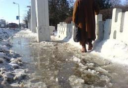 Primarii din judeţul Botoşani obligaţi să ia măsuri pentru a preveni inundaţiile produse de topirea zăpezilor