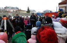 I.S.U. Botoşani vizitat de zeci de copii şi adulţi de Ziua Protecţiei Civile din România