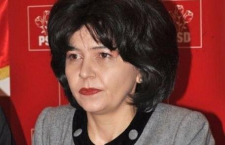 Doina Elena Federovici: „Guvernul asistă impasibil la sărăcia şi lipsurile materiale grave cu care se confruntă femeile”