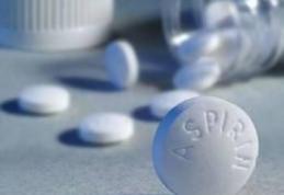 O aspirină pe zi ţine atacurile de cord departe şi scade riscul apariţiei cancerului