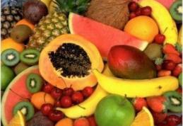 Legumele şi fructele zemoase hidratează organismul de două ori mai eficient decât apa