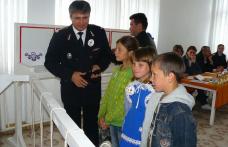 SAM „Ion Pilat” Dorohoi: Elevii cu CES în „Echipaj de pompieri”