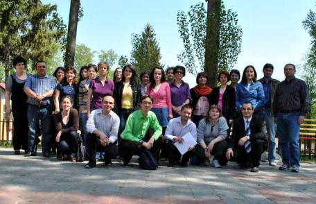 Colegiul Național „Grigore Ghica” selectat la Concursul Național „Tinerii dezbat”