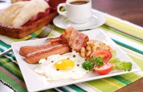 Micul dejun reduce riscul unui accident cardiovascular