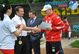 Jucătorii şi staful echipei FCM Dorohoi premiaţi de primarul Dorin Alexandrescu