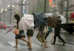 ATENȚIE: COD GALBEN de ploi şi furtuni până luni la ora 18:00