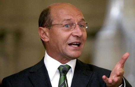 Băsescu, acuzat de ÎNALTĂ TRĂDARE pentru că SABOTEZĂ Guvernul