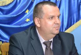 Adrian Constantinescu prefectul județului le-a cerut primarilor să înceteze să mai aibă divergenţe între ei pe teme electorale