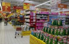 Femeie prinsă la furat din supermarketul Carrefour Botoşani