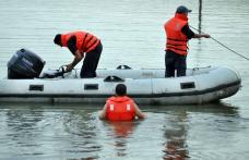 Trupul neînsufleţit al copilului înecat în Prut, recuperat de pompieri