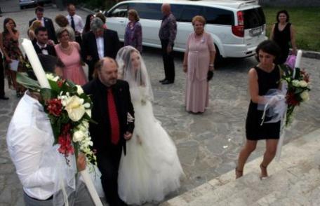 Fiica lui Victor Socaciu s-a măritat. Alessia a fost condusă la altar de către tatăl ei