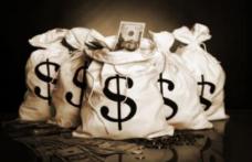 Patru saci cu bani au fost furaţi de la o firmă din Suceava care se ocupă chiar cu paza acestora