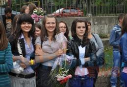 Liceenii dorohoieni au început astăzi noul an şcolar în prezența oficialităților – VIDEO/FOTO