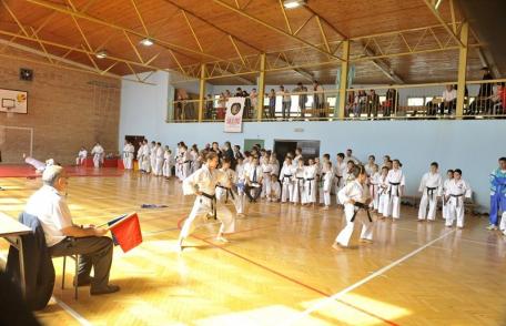 Copii dorohoieni pe culmile succesului la turneul organizat de Global Karate Asociation în Serbia