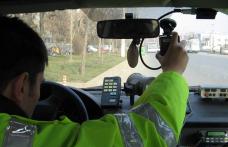 Poliţia Rutieră scoate în trafic toate radarele pentru a-i prinde pe şoferii care conduc cu viteză