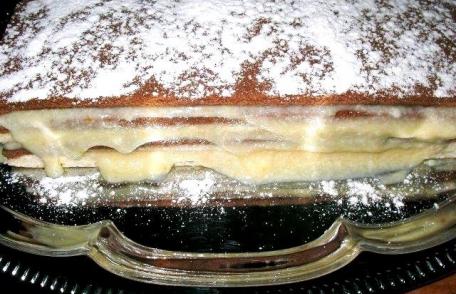Prăjitură cu cremă de vanilie