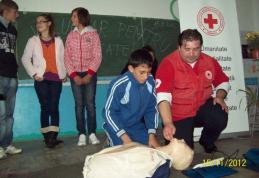 „Voluntar pentru sănătate!” activitate desfășurată la Şcoala gimnazială „Dimitrie Romanescu” - FOTO