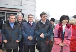 Iulian Matache alături de candidații USL Andrei Dolineaschi și Doina Federovici, în colegiul Dorohoi - FOTO