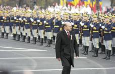 Băsescu, huiduit de Ziua Naţională
