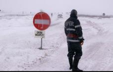 Iarna produce efecte la Botoşani. Circulaţia închisă pe trei drumuri judeţene