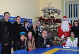 Moș Crăciun a fost la TNL Botoșani