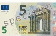 Vezi cum arată noua bancnotă de 5 euro, care va fi pusă în circulaţie din luna mai