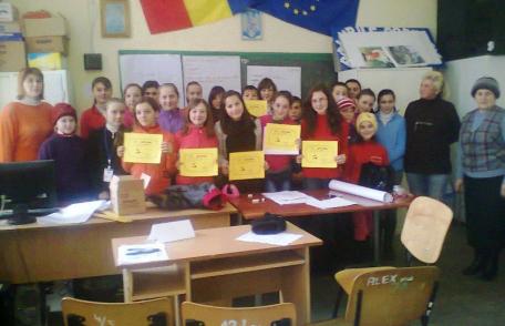 „Știinte... cu drag”, activitate desfășurată la Școala „Mihail Sadoveanu” din Dumbrăvița - FOTO