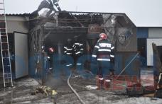 Incendiu izbucnit la un garaj situat pe Aleea Ghiocelului din Dorohoi – VIDEO/FOTO