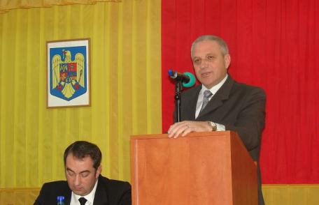 Vezi mesajul prefectului Costică Macaleţi cu ocazia bilanţului pe 2012 al Poliţiei din Botoşani