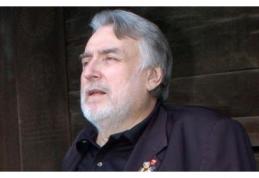 NEWS ALERT: Poetul Adrian Paunescu a murit