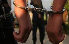 Trei tineri reținuți de polițiștii botoșăneni pentru furt calificat și conducere fără permis