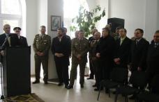 Prefectul Costică Macaleţi a participat la dubla sărbătoare a Centrului Militar 