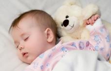 Somnul la copii: Cât trebuie să doarmă un copil? 