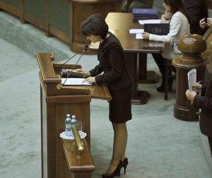 Senatorul Doina Federovici: Interpelare adresată Ministrului Educației Naționale privind banii de navetă a elevilor botoșăneni