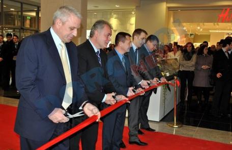 Uvertura Mall Botoșani inaugurat de oficialitățile botoșănene și VIP-uri din județ - FOTO