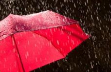 Cod Galben: Ploile abundente vor cuprinde întreaga ţară începând de marți seară, de la ora 23:00
