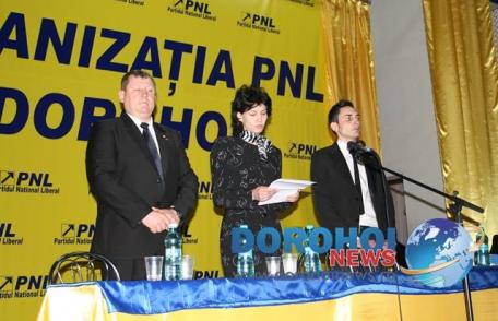 Tinerii Naționali Liberali și Organizația Femeilor Liberale din Dorohoi și-au ales liderii - FOTO