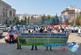 Vezi ce le-a transmis prefectul Costică Macaleţi participanţilor la mitingul antidrog